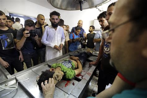people dying in gaza