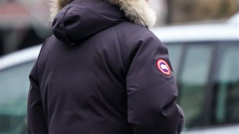 people stealing canada goose jackets