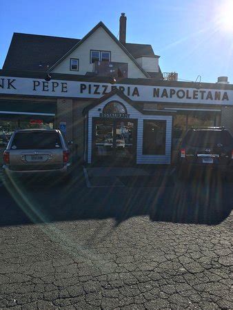 pepe's pizza bridgeport ct