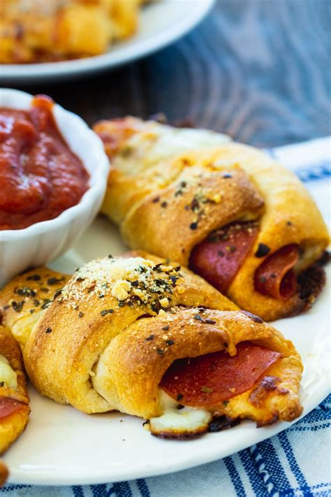 pepperoni pizza crescent rolls video