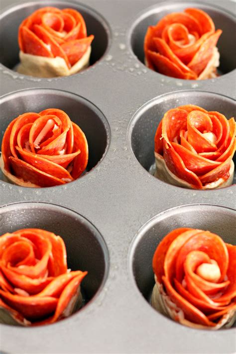 Pepperoni Pizza Roses