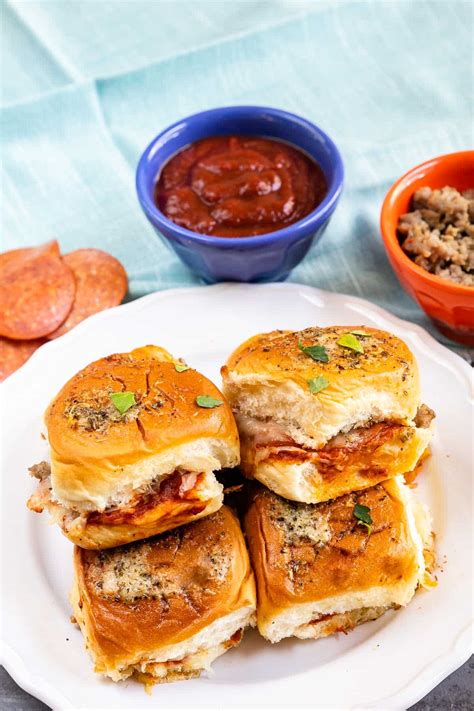 pepperoni sausage pizza sliders