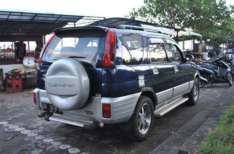 perawatan mobil taruna bekas