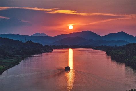perfume river