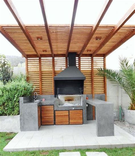 40 Outdoor Kitchen Pergola Ideas for Covered Backyard Designs