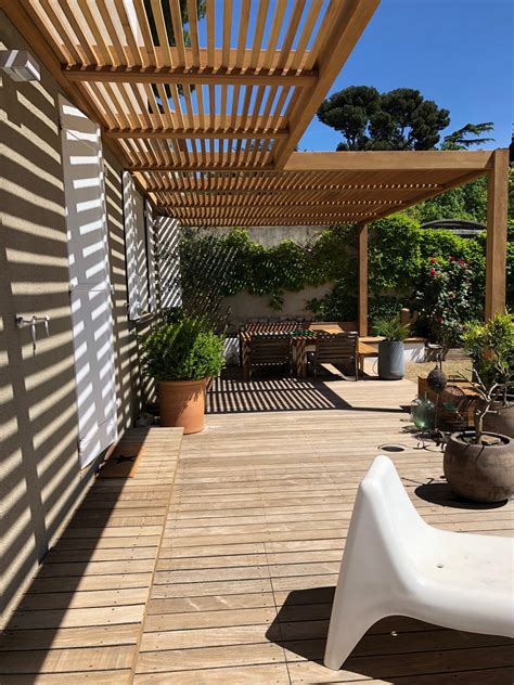 PERGOLA BOIS EXOTIQUE Aménagement de terrasse en bois à Aix en