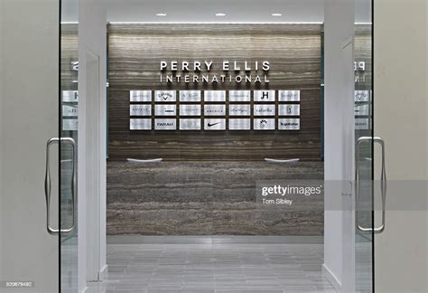 perry ellis corporate office
