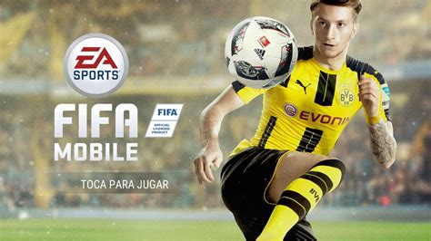 person playing fifa mobile