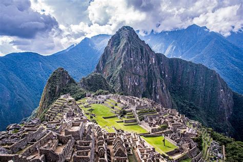 peru famous landmarks machu picchu