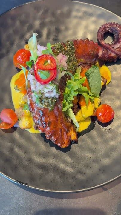 peruvian lunch mountain view