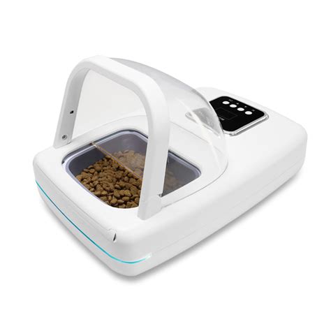 Pet Feeder With Chip