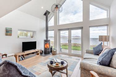 Dogfriendly Springburn Cottage, Isle of Skye PetsPyjamas