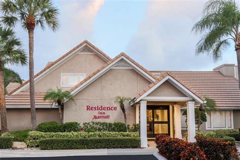 pet friendly hotels boca raton fl