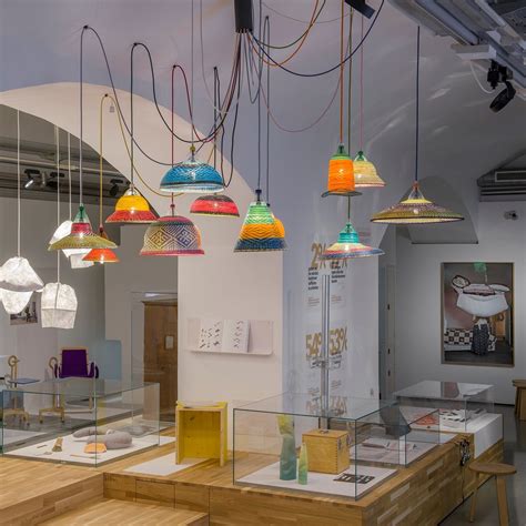 Pet Lamp Eperara-Siapidara