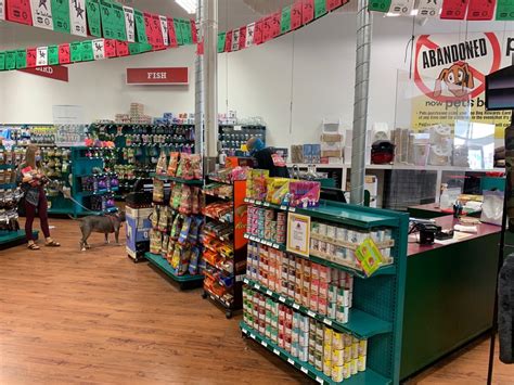 pet stores anchorage