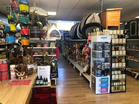 Pet Stores Hamilton Mountain