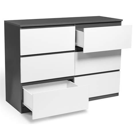 Chic Et Petite Commode Pas Cher Pour Décorer Votre Chambre À Coucher