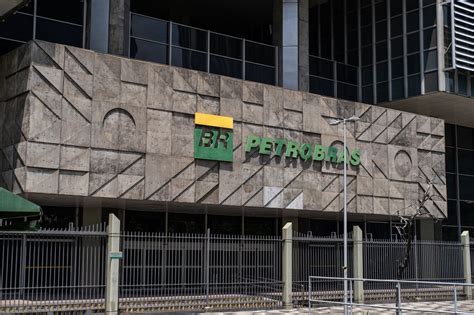 petrobras stock dividend