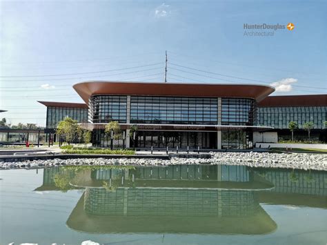 petronas leadership centre buildings