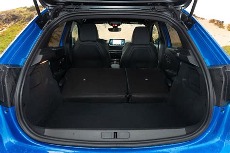 peugeot 208 electric boot space