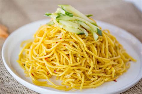 pf chang's garlic noodles