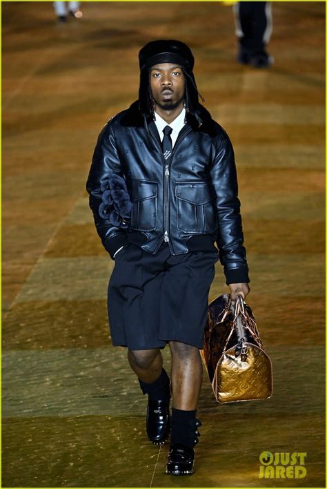 pharrell williams louis vuitton fashion show