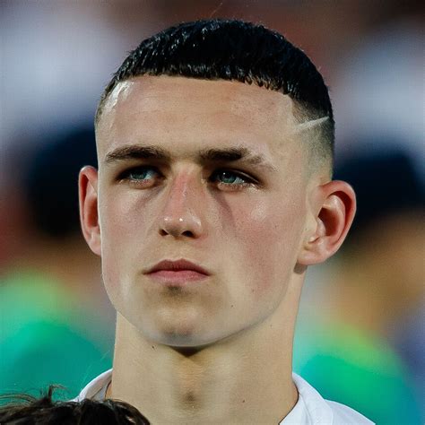 phil foden hair style