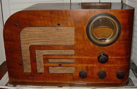 philco model 38-9 radio