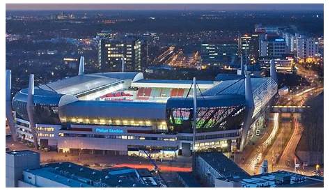 Philips Stadion, Eindhoven, Países Bajos, Capacidad 35.000 espectadores