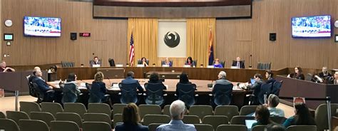 phoenix city council meeting today