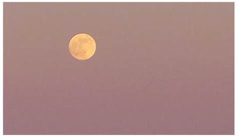 Photo Lune Jaune Ciel Rose Pix / Full Moon - Willard Ortiz