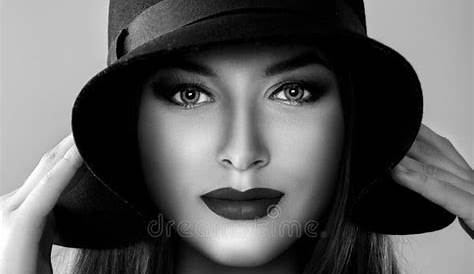 Photo Femme Avec Chapeau Noir Et Blanc Images Pour Blogs Facebook Belles s Inaccessibles
