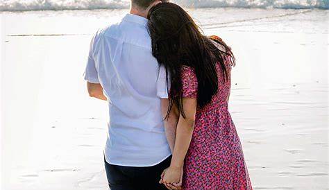 Photo Poses For Couple On Beach Pin NBP s