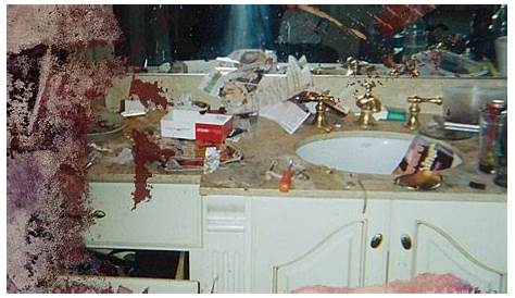 Une photo de la salle de bain de Whitney Houston en guise