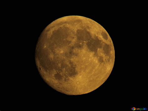 photo de la lune jaune