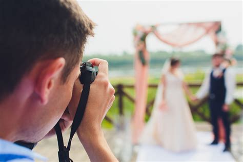 photographer for a wedding