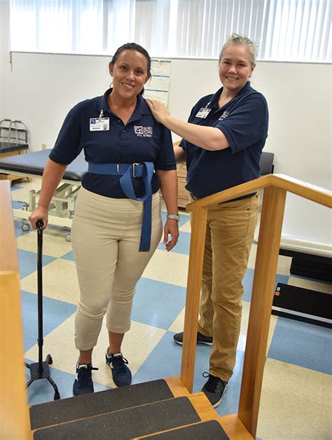Unveiling the Professional Style: A Guide to Eye-Catching Physical Therapist uniforms