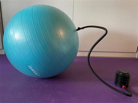 physio ball pump