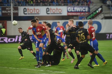 piast gliwice mecz