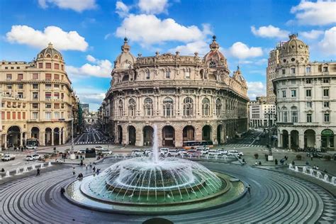 piazza principale di genova