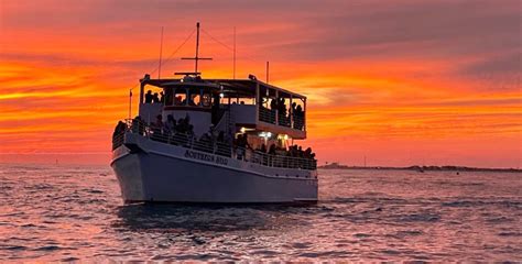 picking a sunset cruise