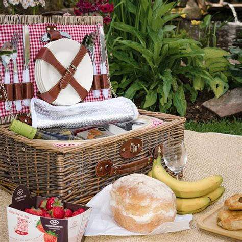 Picnic Basket Gingham