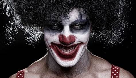 Creepy clown craze sweeps the globe - CNN.com