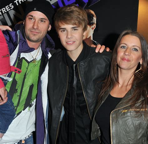 pics of justin bieber with his family