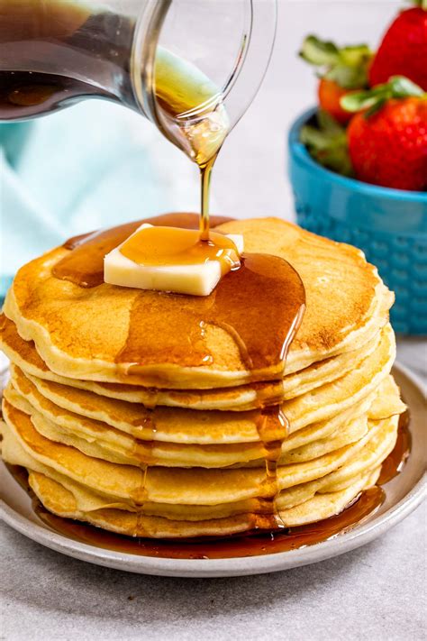 pics of pancakes and syrup