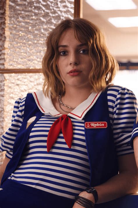 pics of robin from stranger things