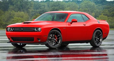 picture of 2023 dodge challenger