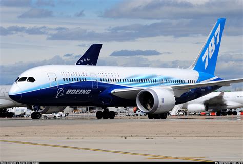 picture of boeing 787
