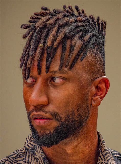 picture of guy with dreads hairstyle