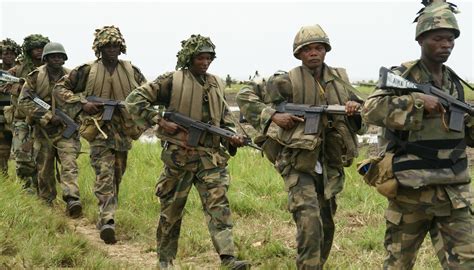 picture of nigerian army
